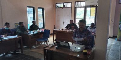 Penjabaran APBDes TA 2022 di Hadapan  Pejabat Kecamatan Ayah